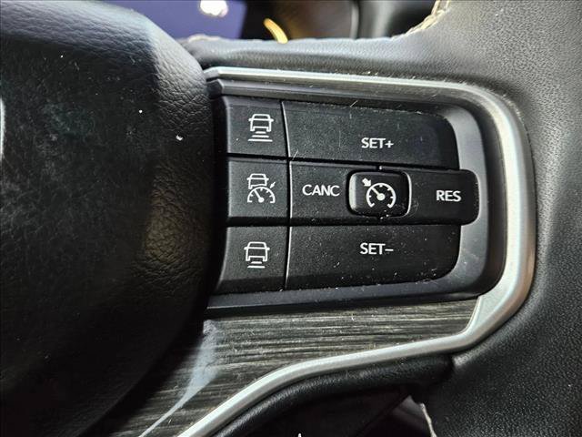 Used 2022 Jeep Wagoneer Series II AWD/4WD image 21