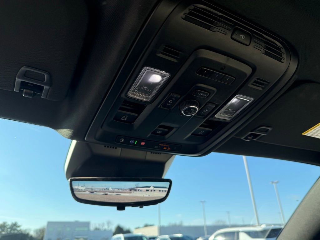 Certified 2024 Cadillac Escalade ESV Sport w/ LPO, ONYX Package image 22