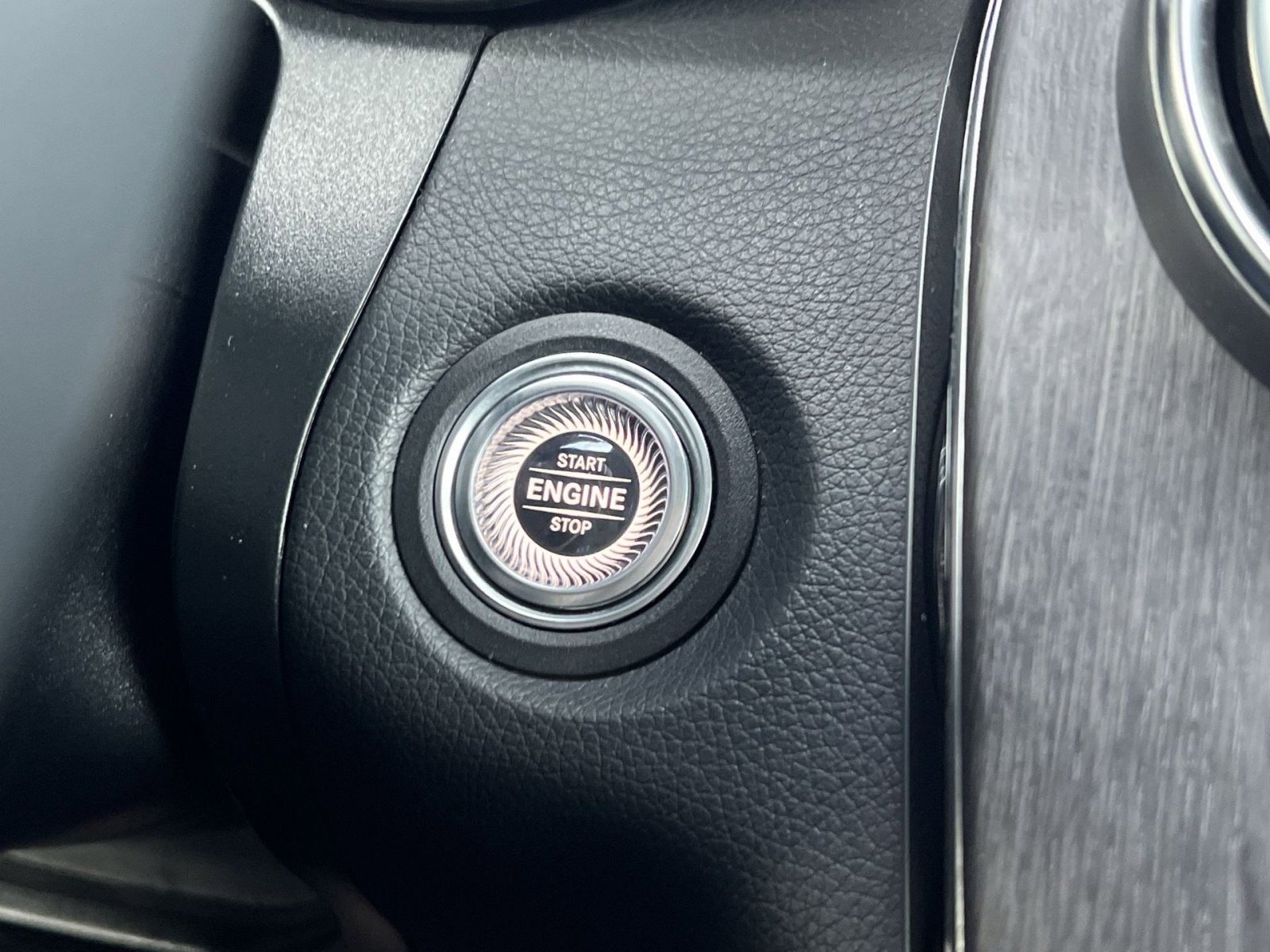 Certified 2022 Mercedes-Benz GLC 300 4MATIC image 31