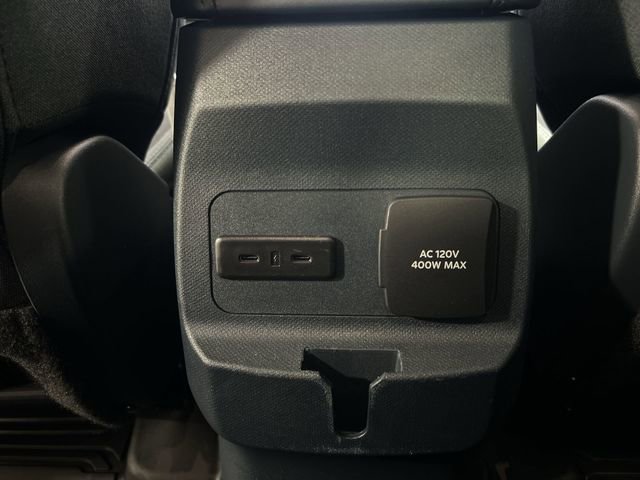 Used 2025 Ford Maverick XLT w/ Equipment Group 301A AWD/4WD image 22