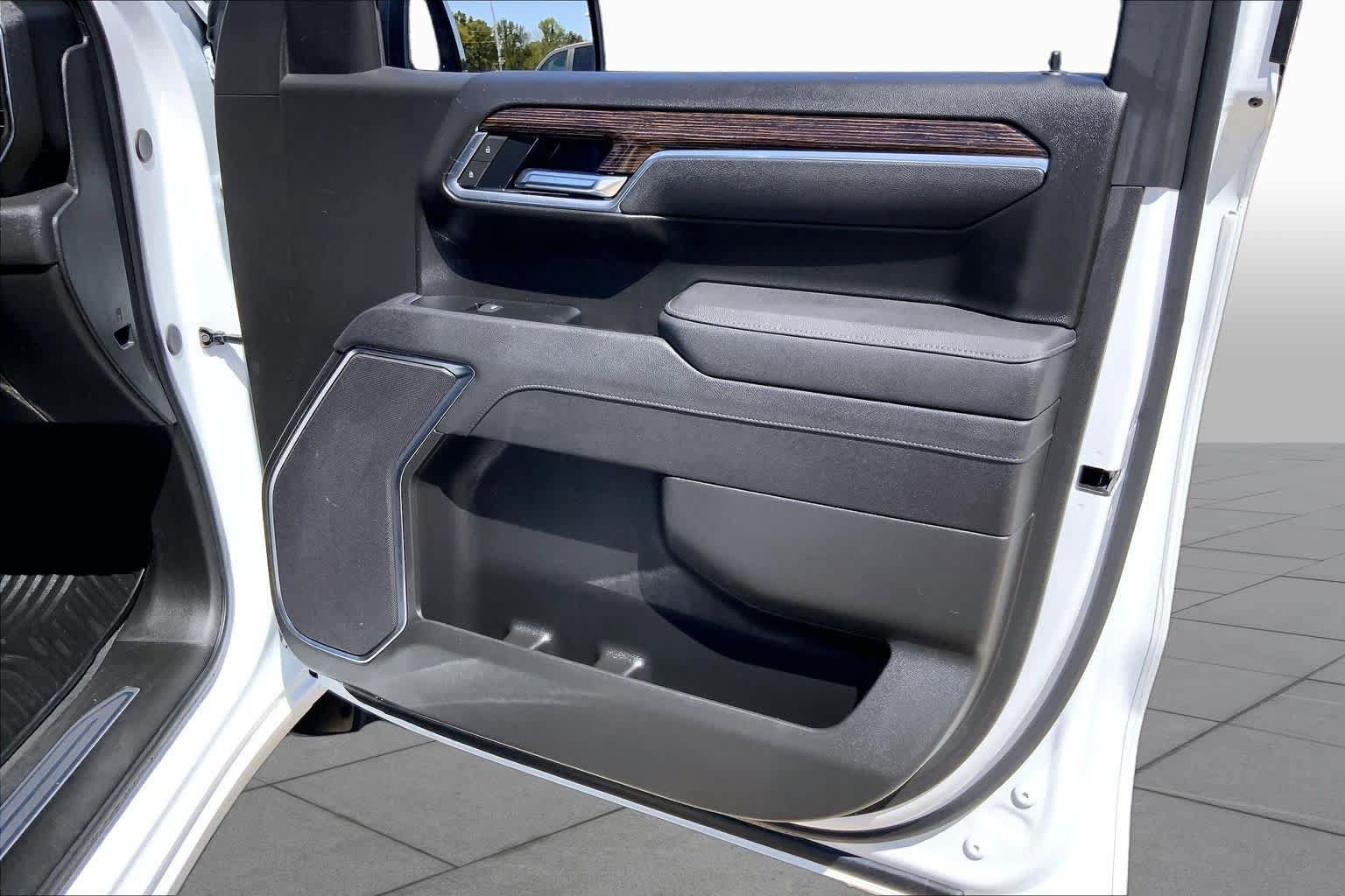 Used 2025 GMC Sierra 1500 Elevation RWD image 22