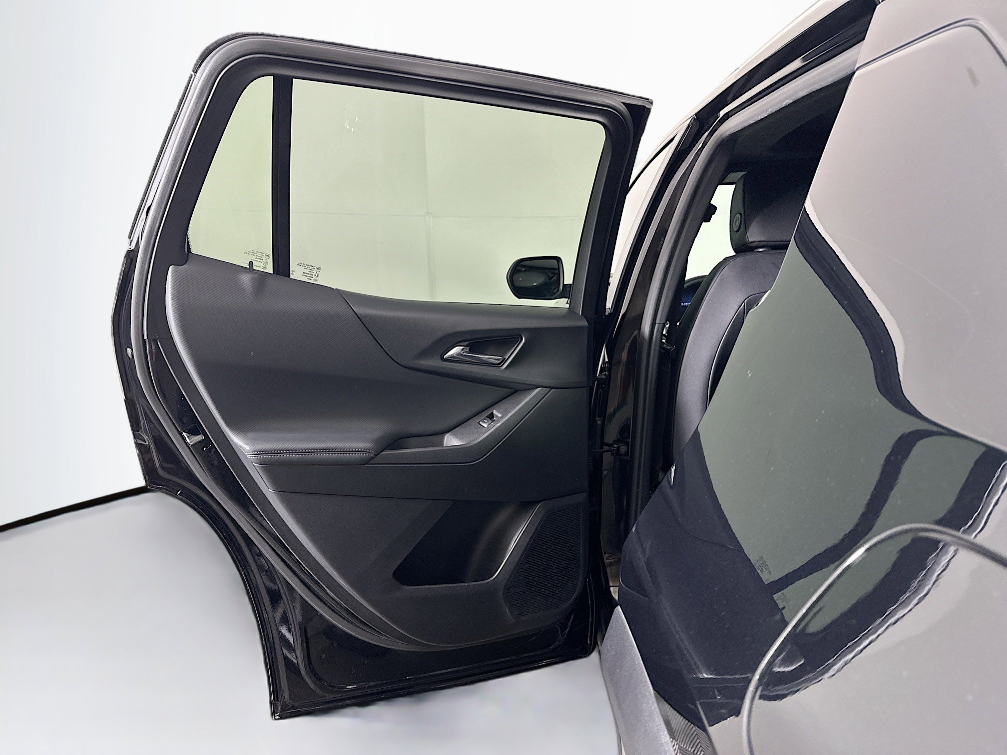 Used 2025 Chevrolet Equinox LT w/ Convenience Package II image 27