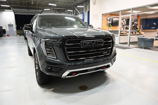 New 2026 GMC Yukon XL AT4 Ultimate w/ LPO, Illumination Package image 3