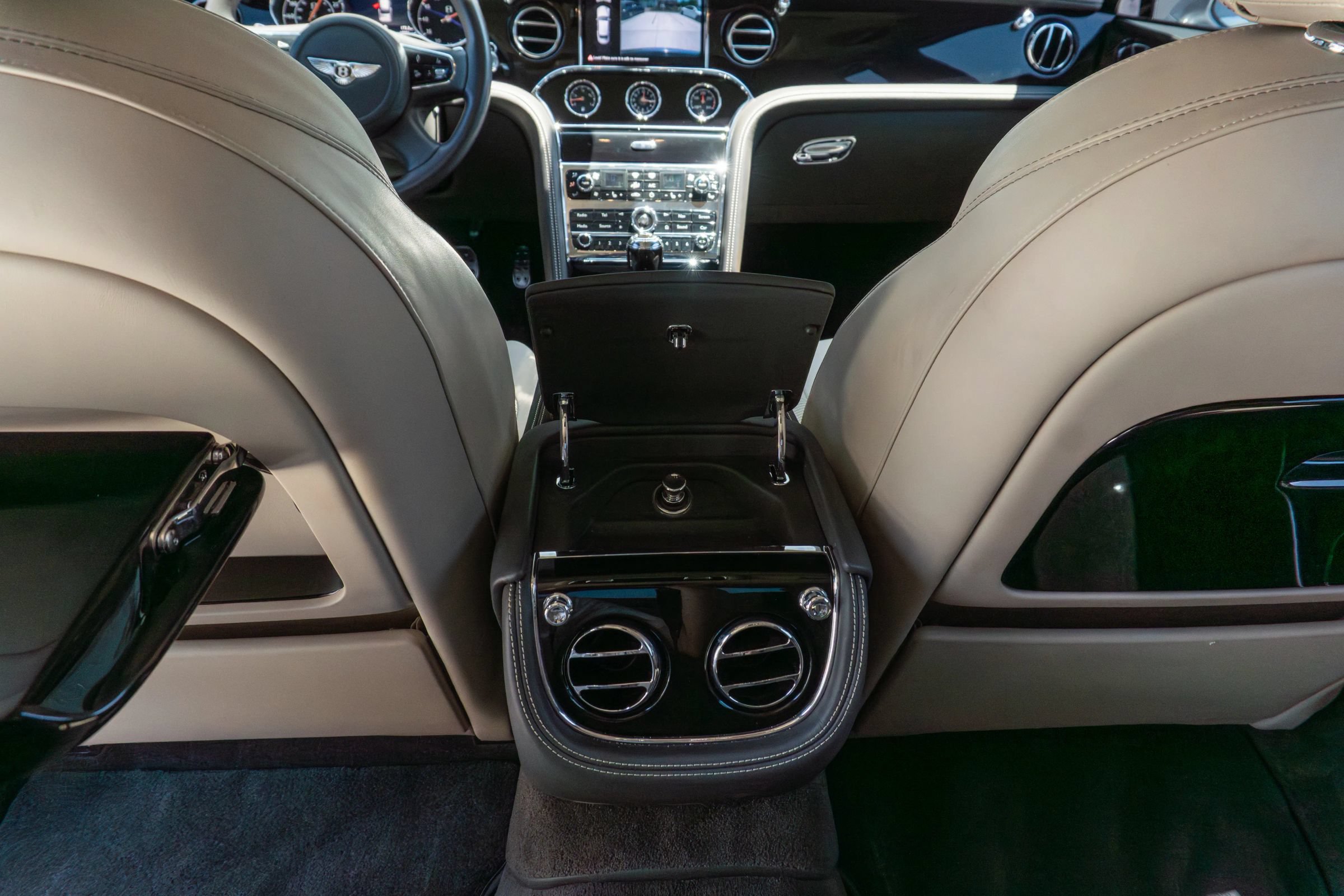 Used 2020 Bentley Mulsanne RWD image 61