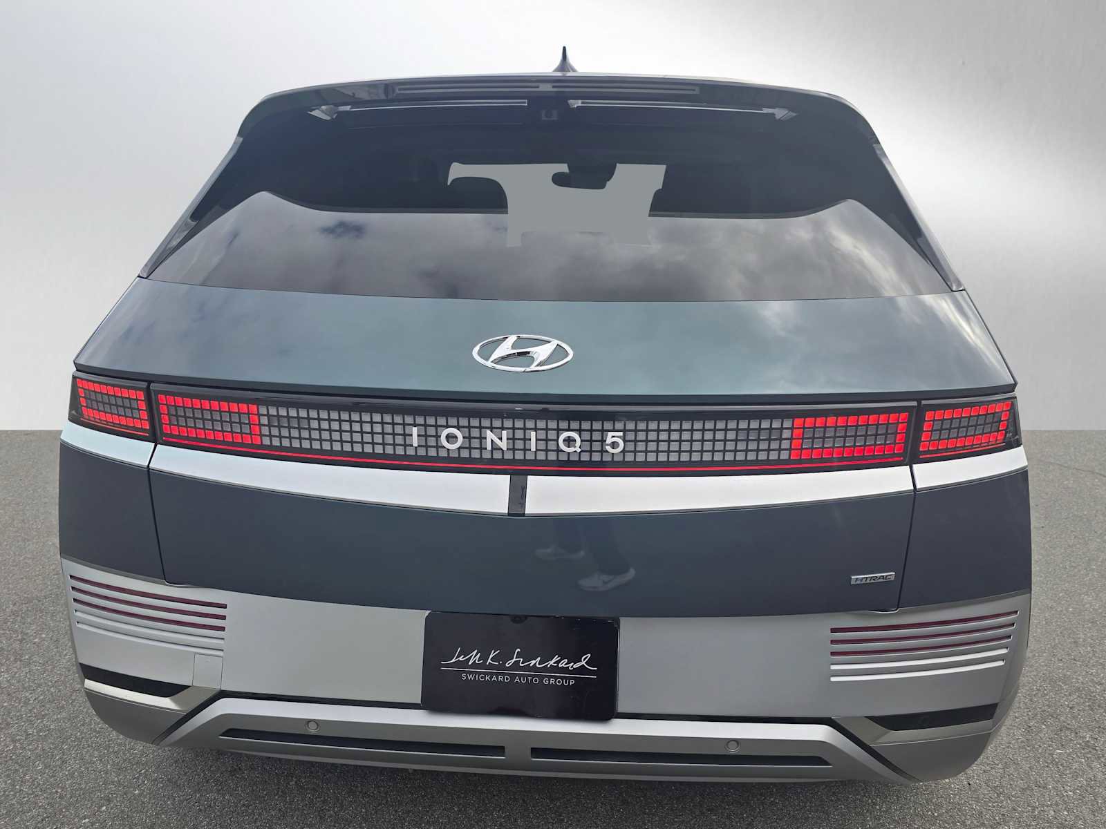 Used 2024 Hyundai Ioniq 5 Limited image 4