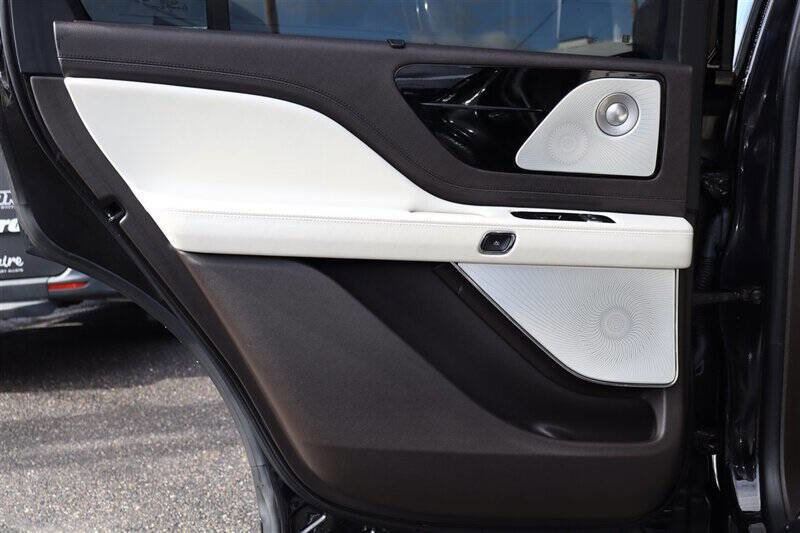 Used 2020 Lincoln Aviator Black Label w/ Dynamic Handling Package image 21