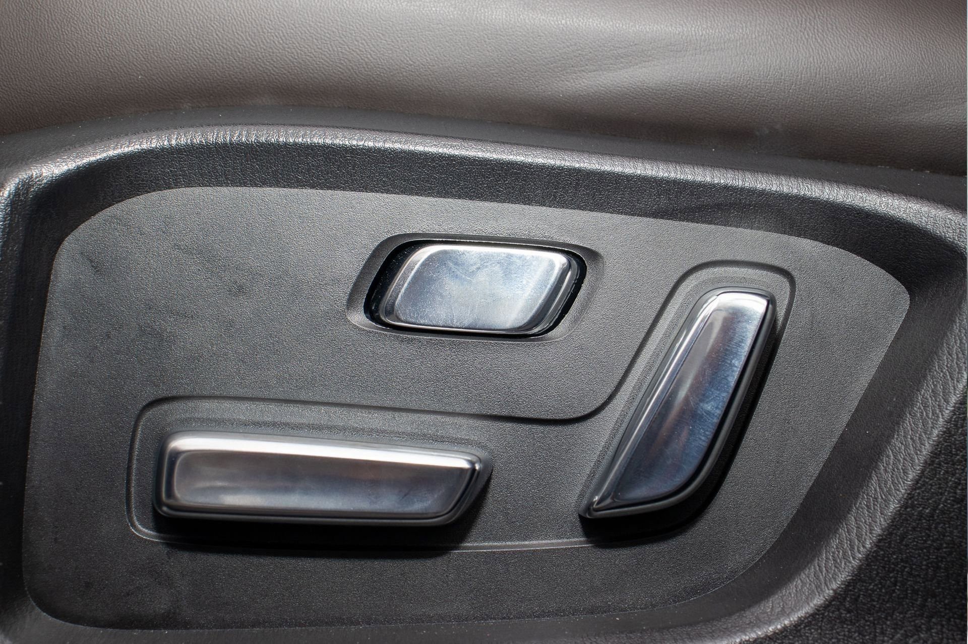 Used 2025 MAZDA CX-5 Signature image 19