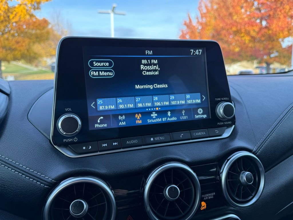 Used 2024 Nissan Sentra SV image 3