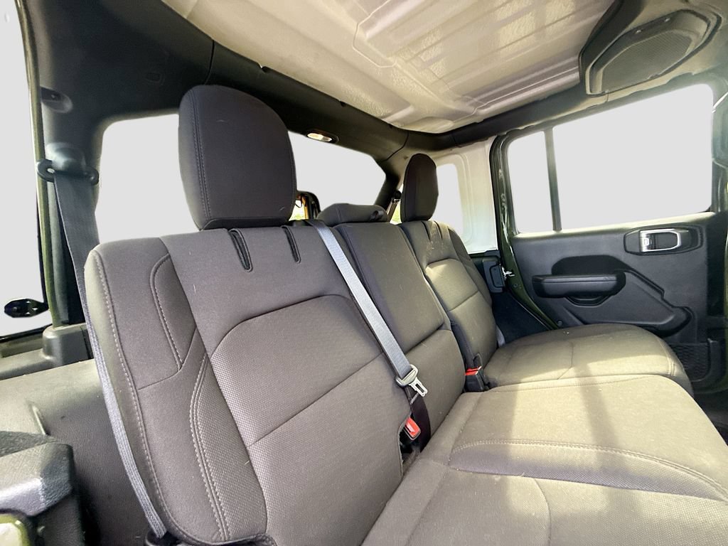 Used 2023 Jeep Wrangler Unlimited w/ Cold Weather Group AWD/4WD image 30