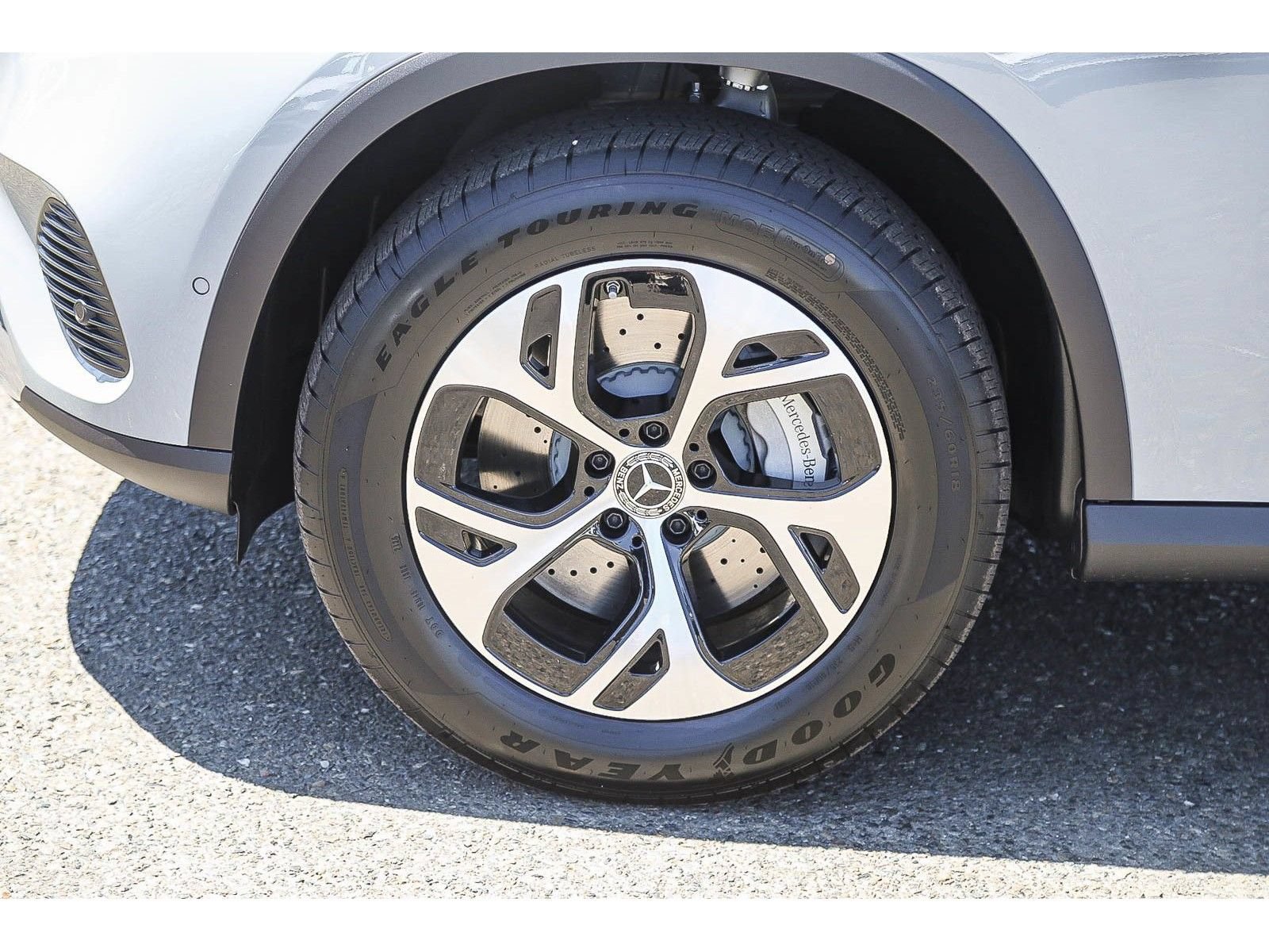 New 2026 Mercedes-Benz GLC 350e 4MATIC image 9