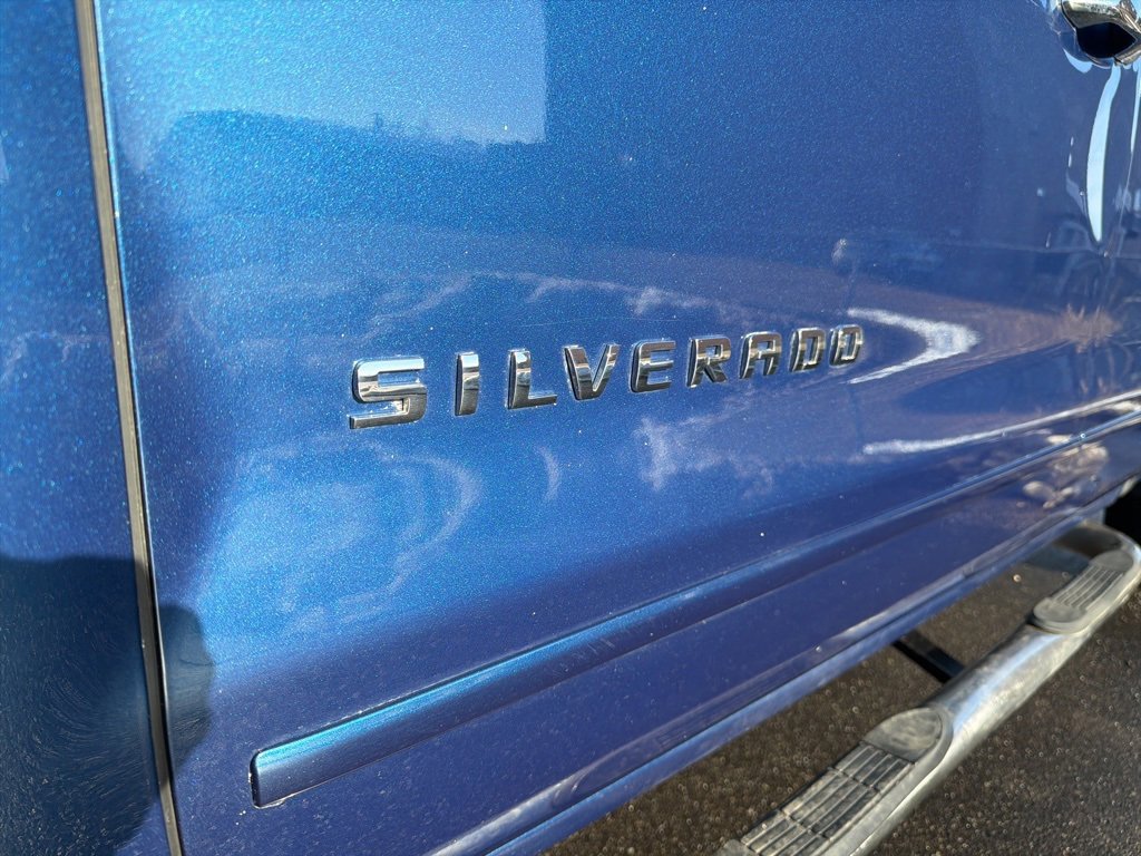 Used 2016 Chevrolet Silverado 1500 LT w/ All Star Edition image 10