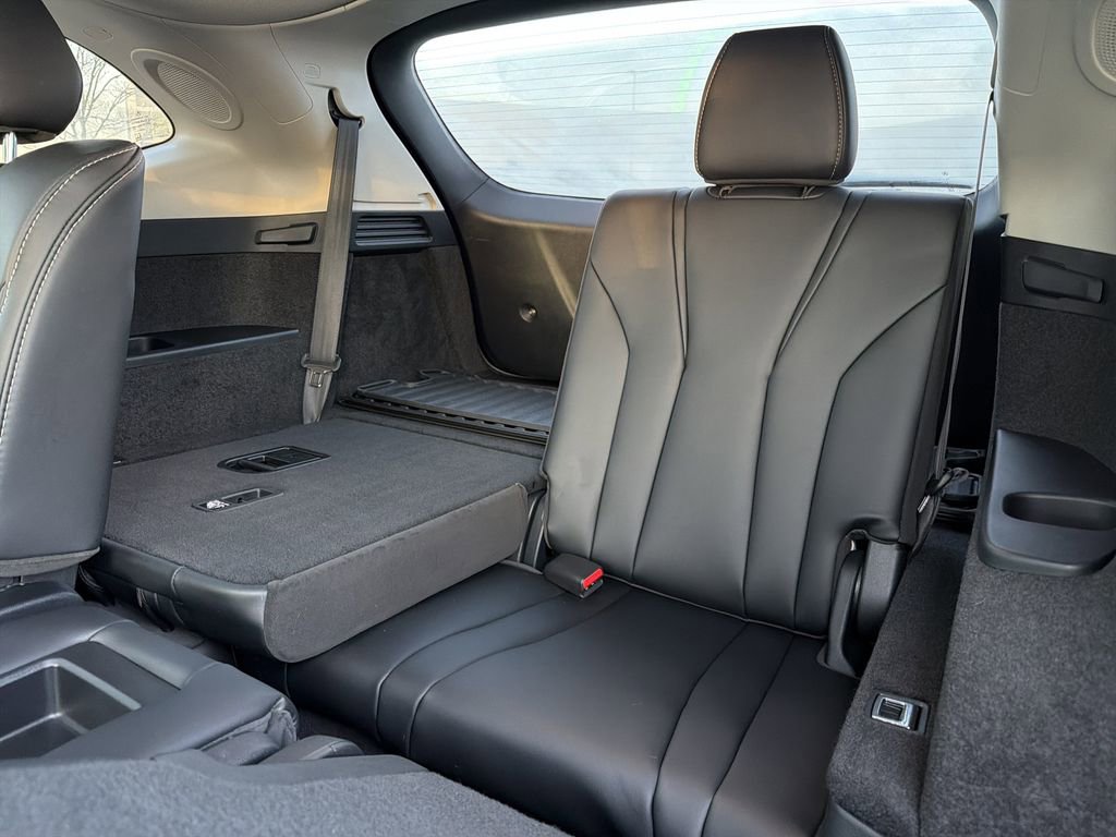 Used 2025 Acura MDX w/ Technology Package image 15