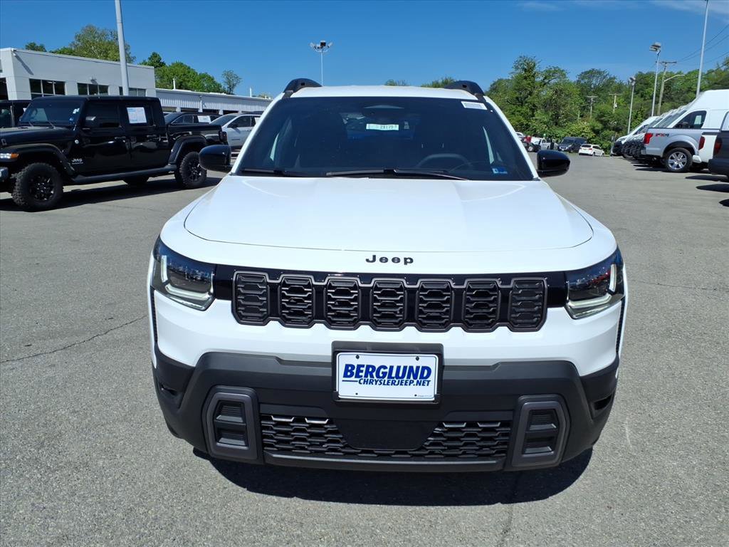 New 2026 Jeep Cherokee Laredo image 9