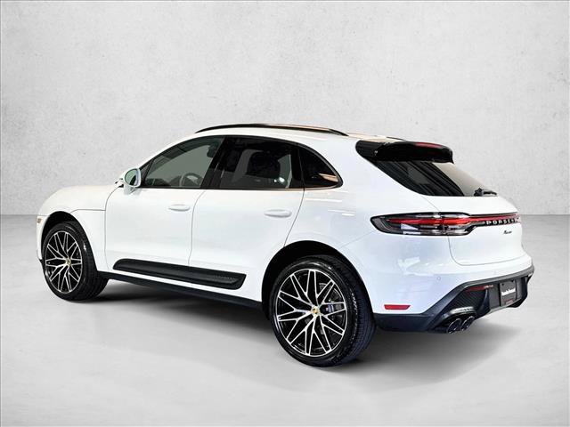 Certified 2026 Porsche Macan AWD/4WD image 3