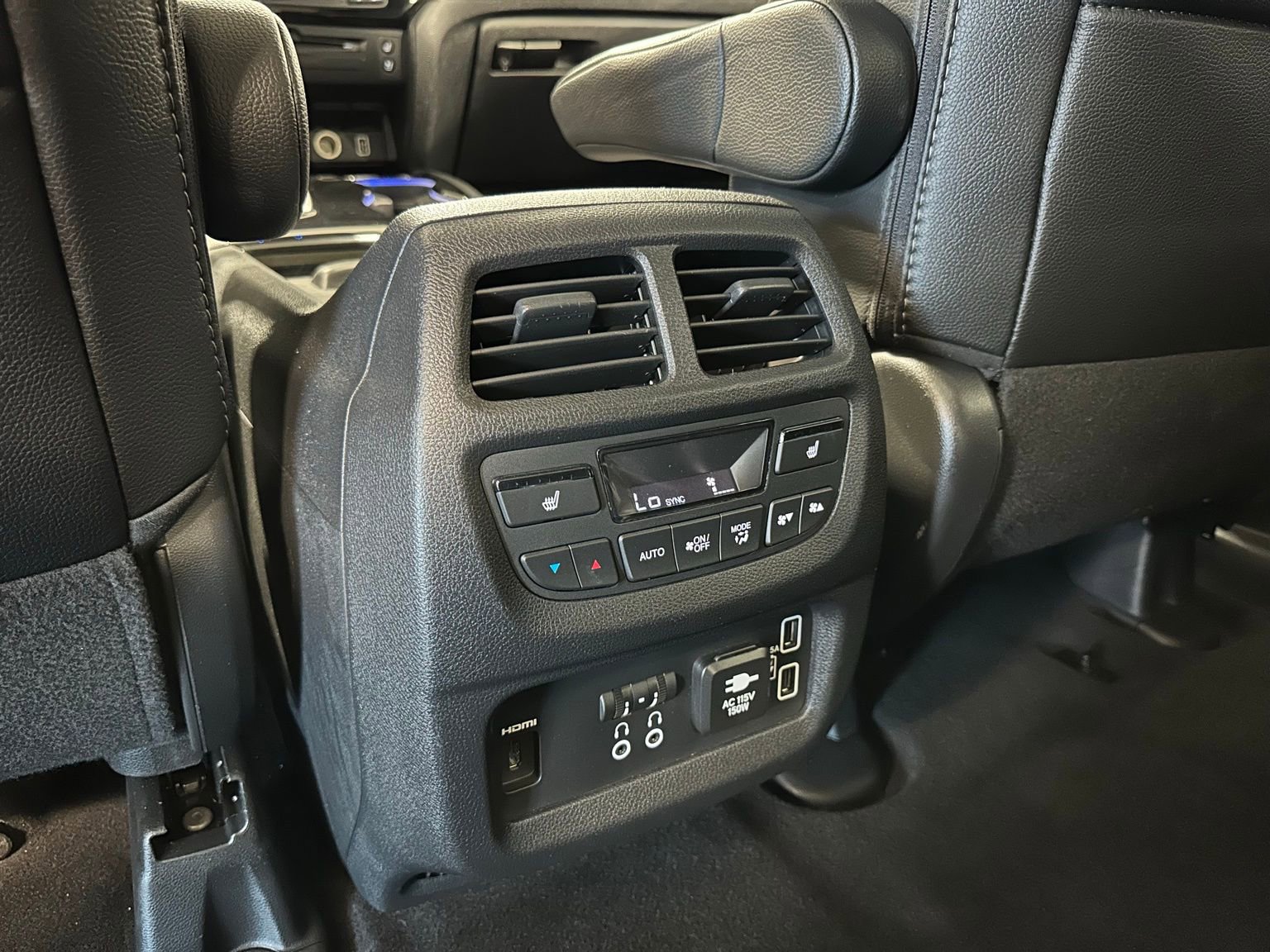 Used 2020 Honda Pilot Elite image 41