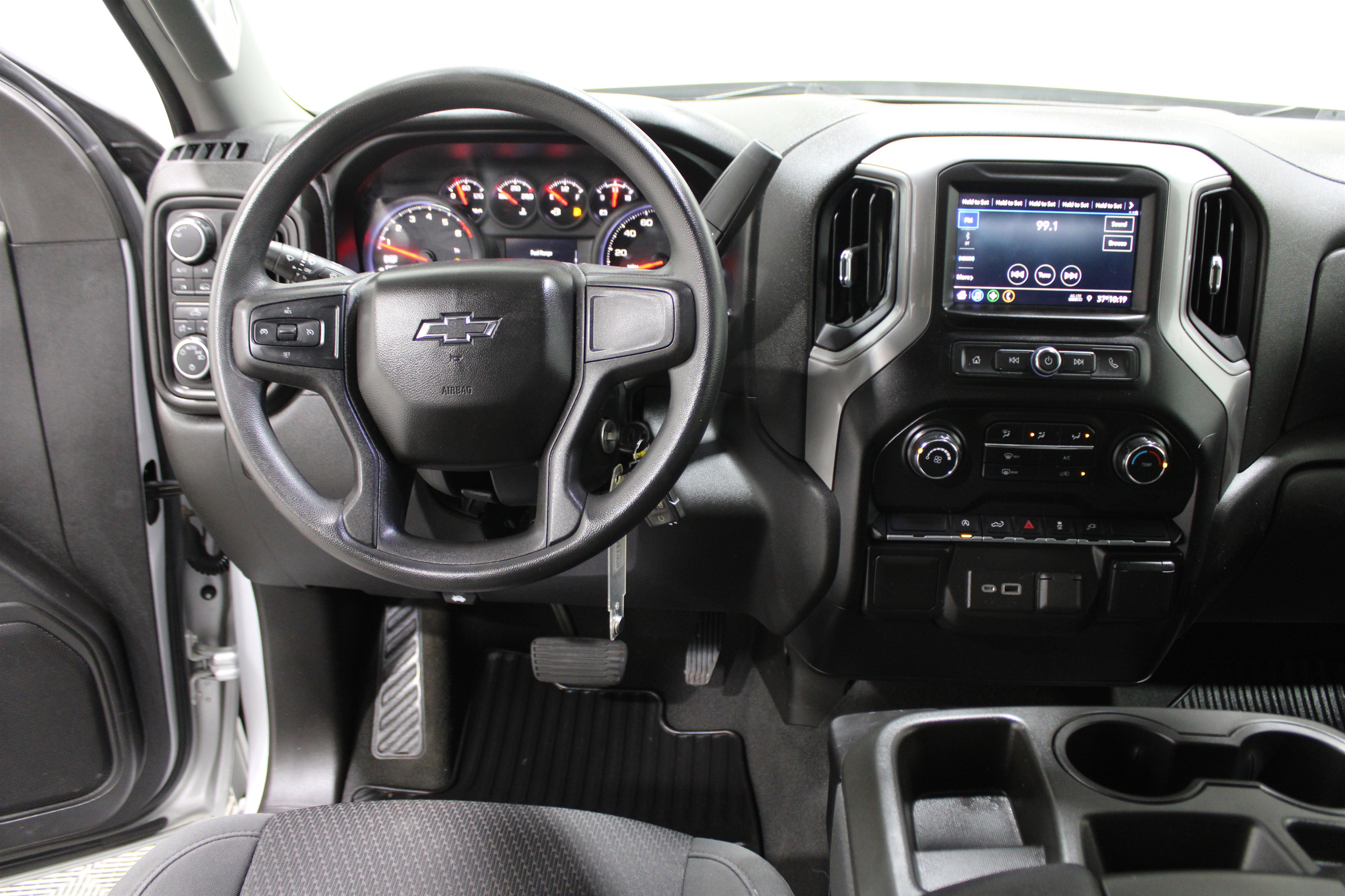 Used 2021 Chevrolet Silverado 1500 Custom w/ Rally Edition image 2