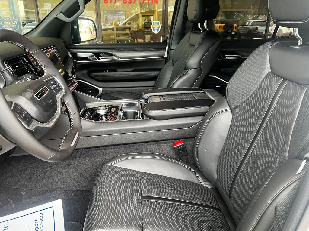 New 2024 Jeep Wagoneer Series II w/ Convenience Group I image 5