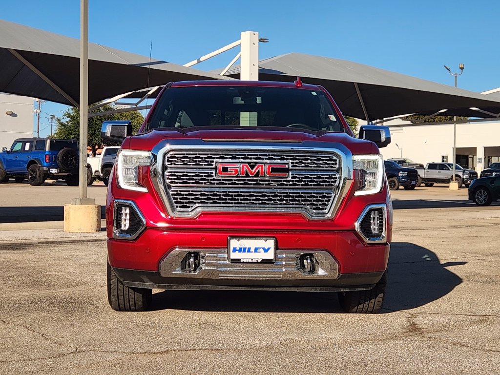 Used 2022 GMC Sierra 1500 Denali w/ Driver Alert Package II AWD/4WD image 2