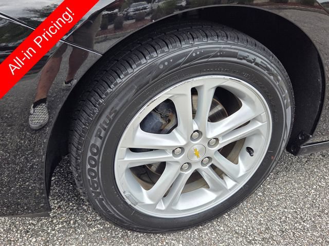 Used 2017 Chevrolet Cruze LT w/ Convenience Package FWD image 9