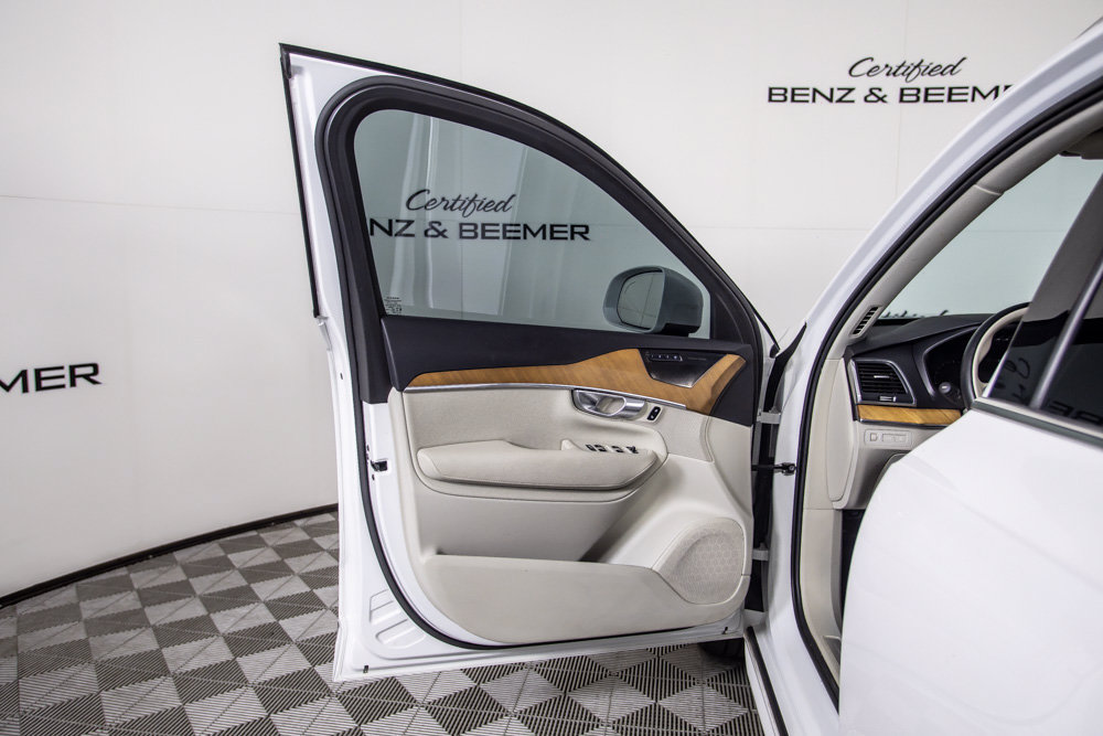 Used 2022 Volvo XC90 T8 Inscription Expression w/ Climate Package AWD/4WD image 21