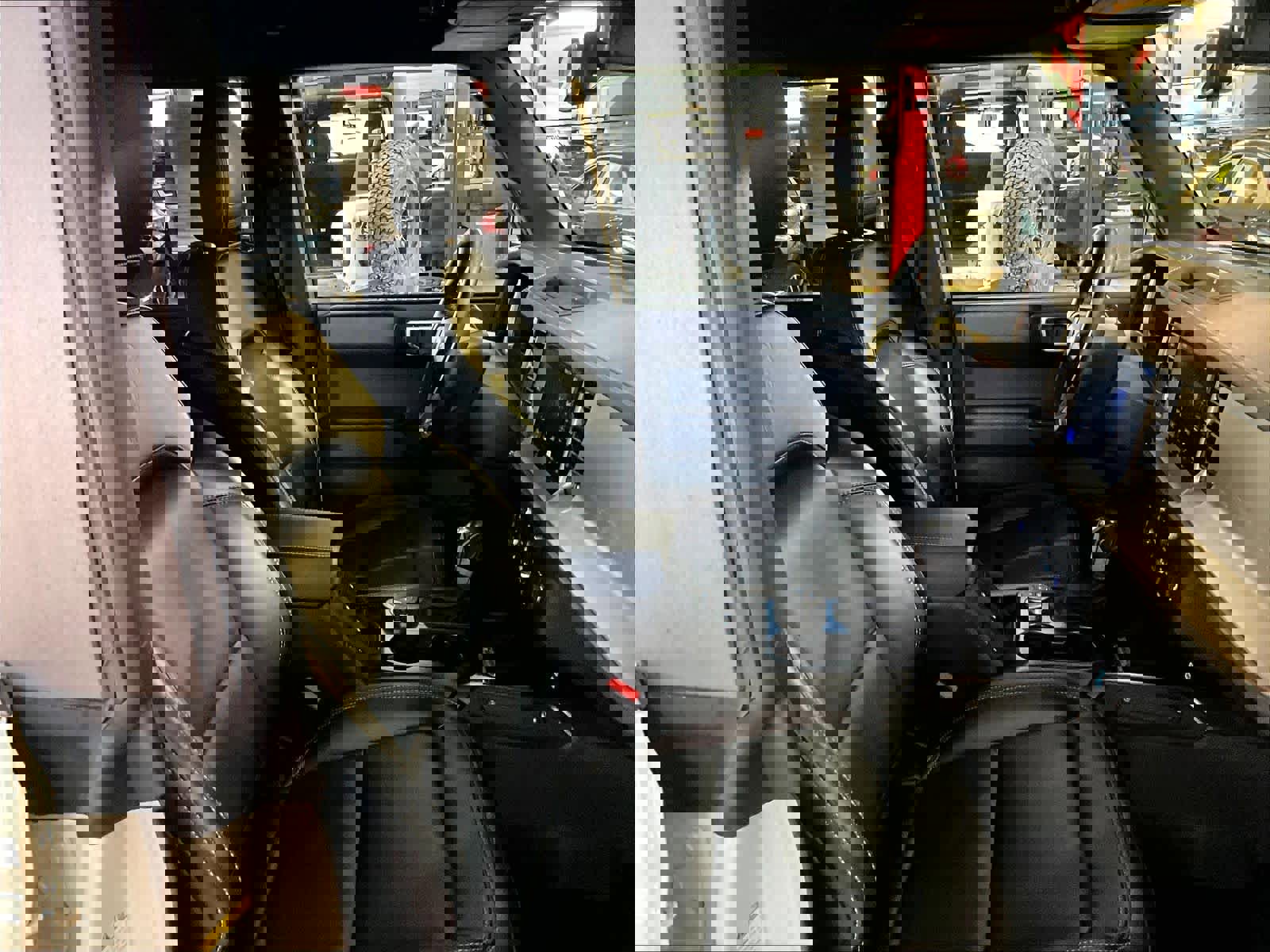 Used 2025 Ford Bronco Outer Banks image 11