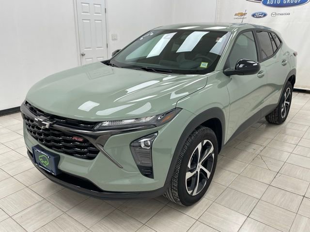 Used 2024 Chevrolet Trax RS w/ Driver Confidence Package image 15