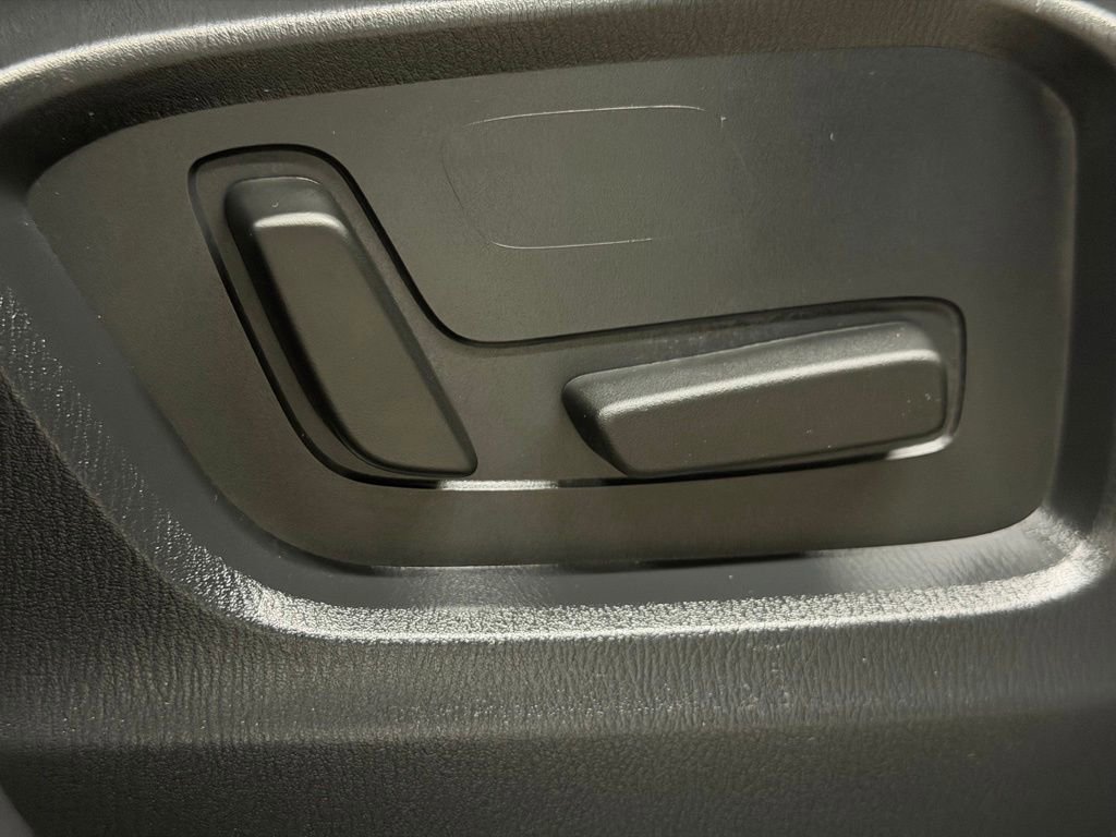 Used 2025 MAZDA CX-5 AWD 2.5 S w/ Preferred Package image 28