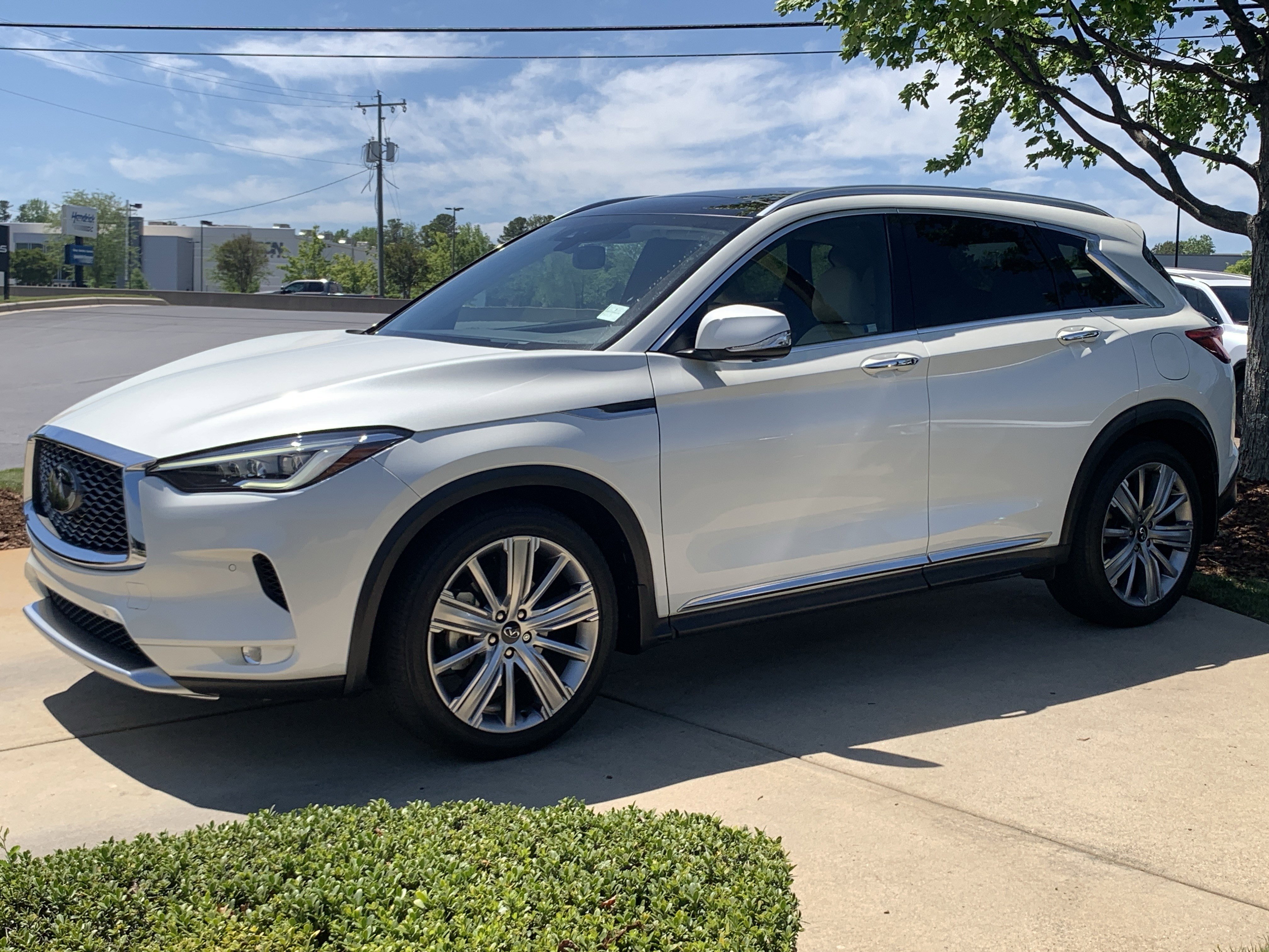 Used 2022 INFINITI QX50 Sensory w/ Cargo Package image 5