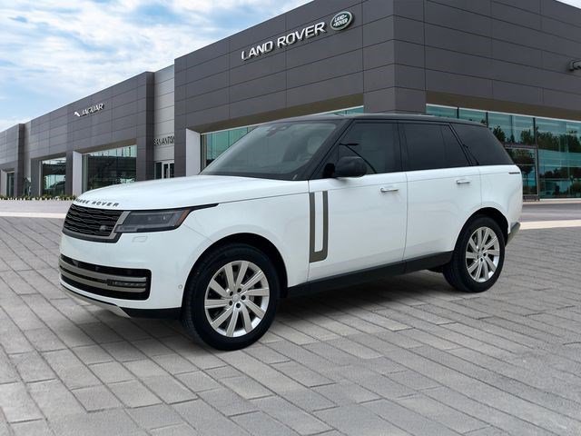 Used 2025 Land Rover Range Rover SE AWD/4WD image 1