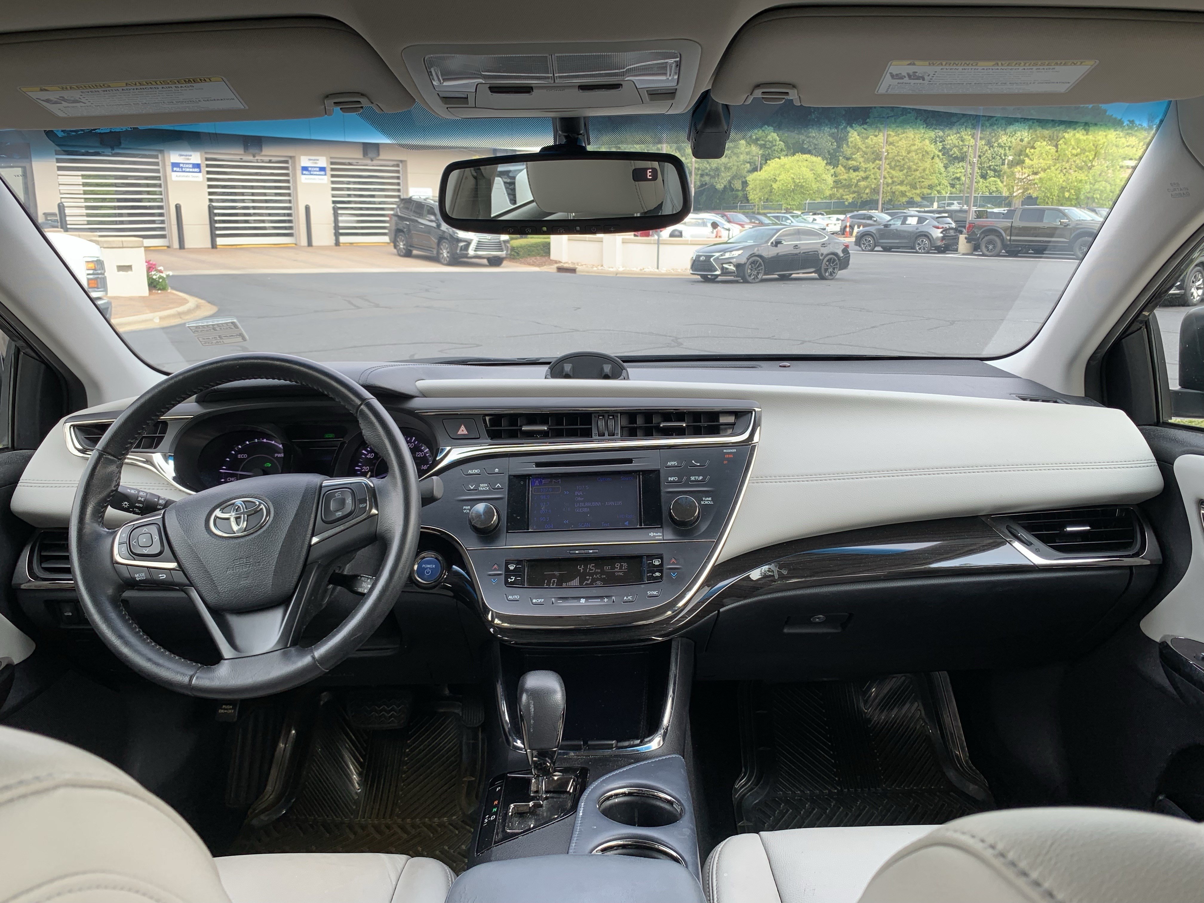 Used 2013 Toyota Avalon XLE Touring FWD image 26