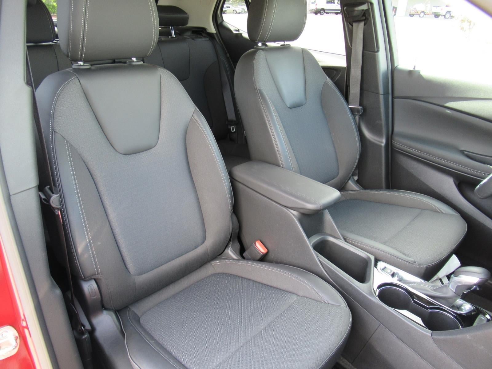 Used 2023 Buick Encore GX Select w/ Safety Package II FWD image 9