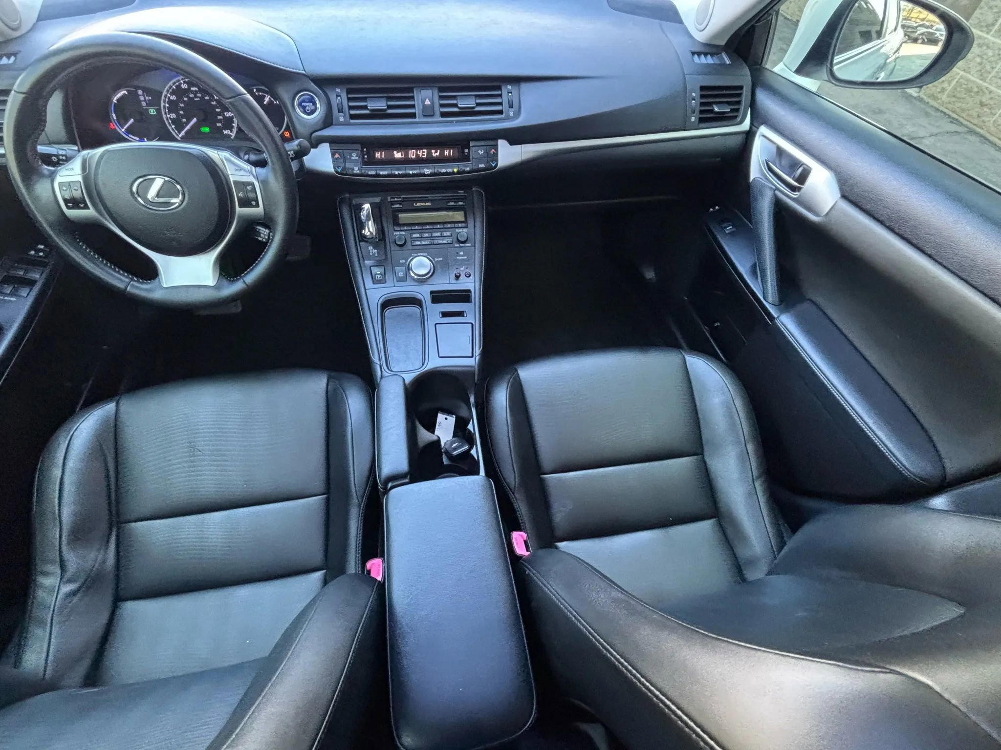 Used 2013 Lexus CT 200h image 25