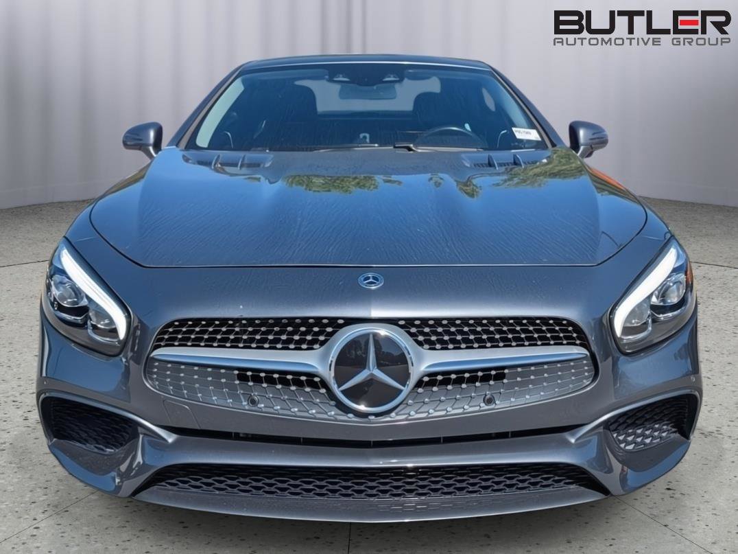 Used 2018 Mercedes-Benz SL 550 image 11