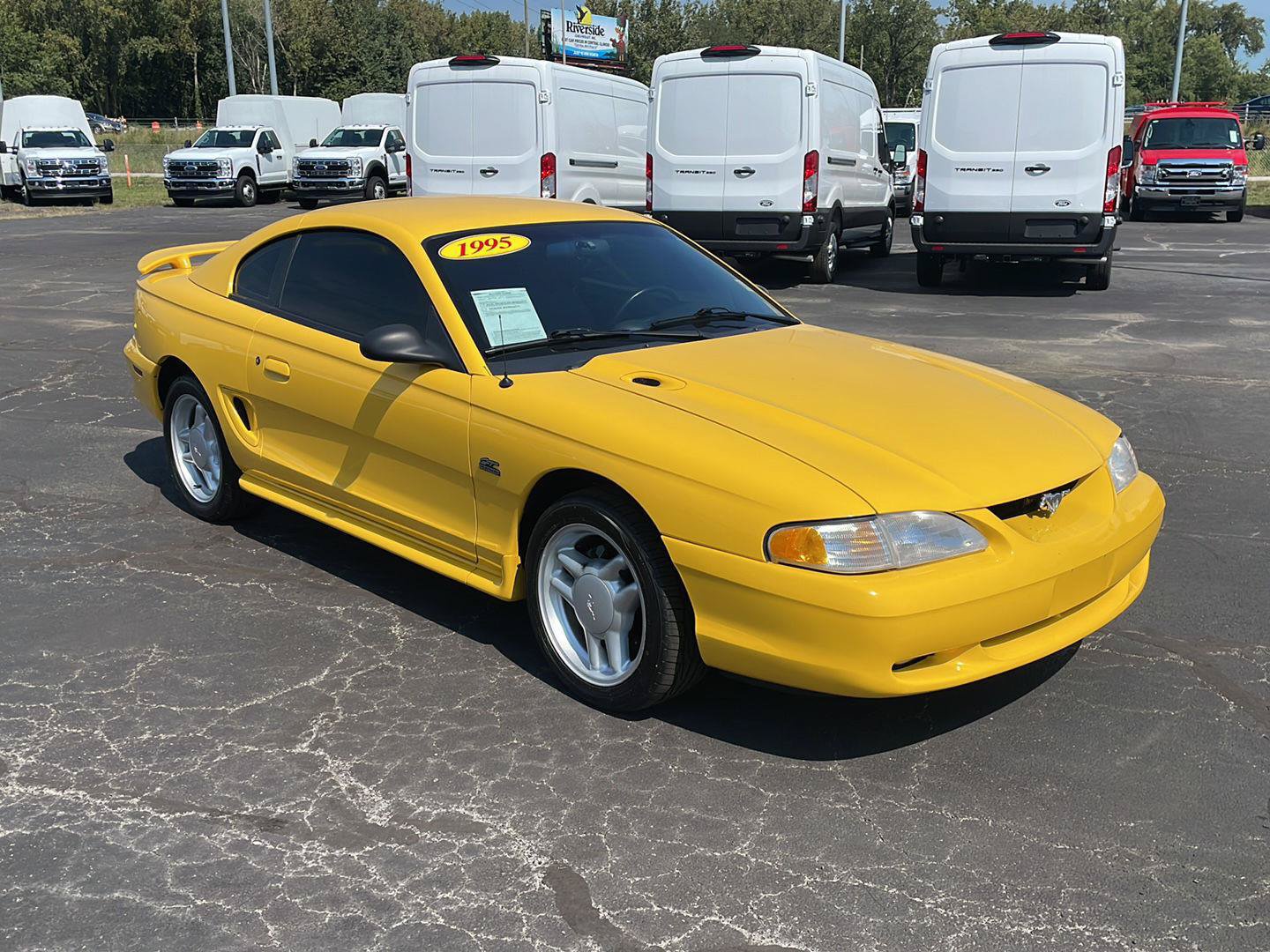 Used 1995 Ford Mustang Coupe RWD image 7