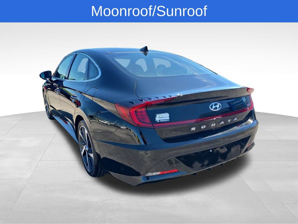 Used 2022 Hyundai Sonata SEL Plus w/ Preferred Accessory Package FWD image 4