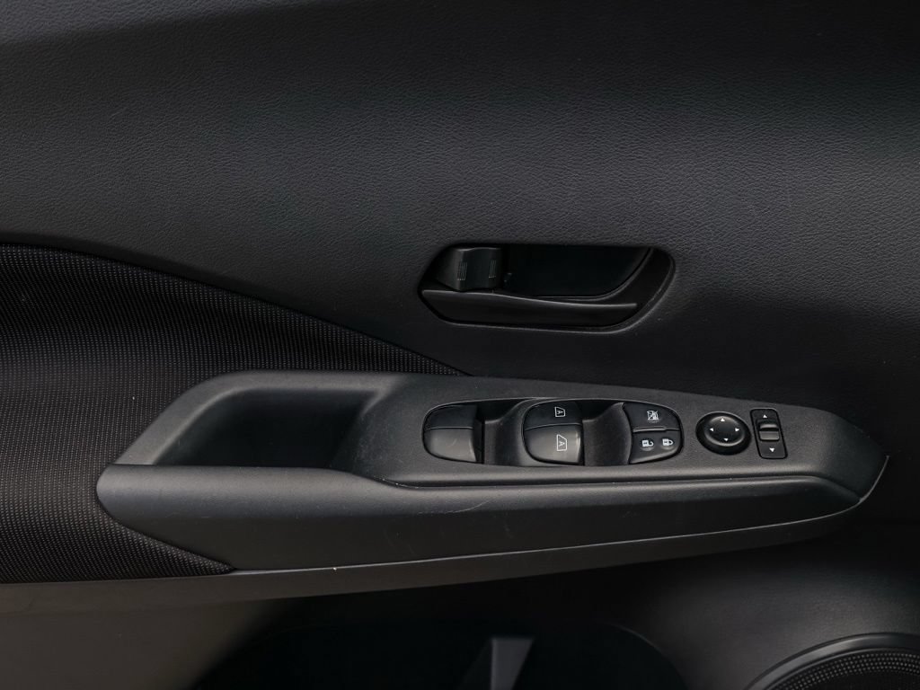 Used 2024 Nissan Kicks S FWD image 24