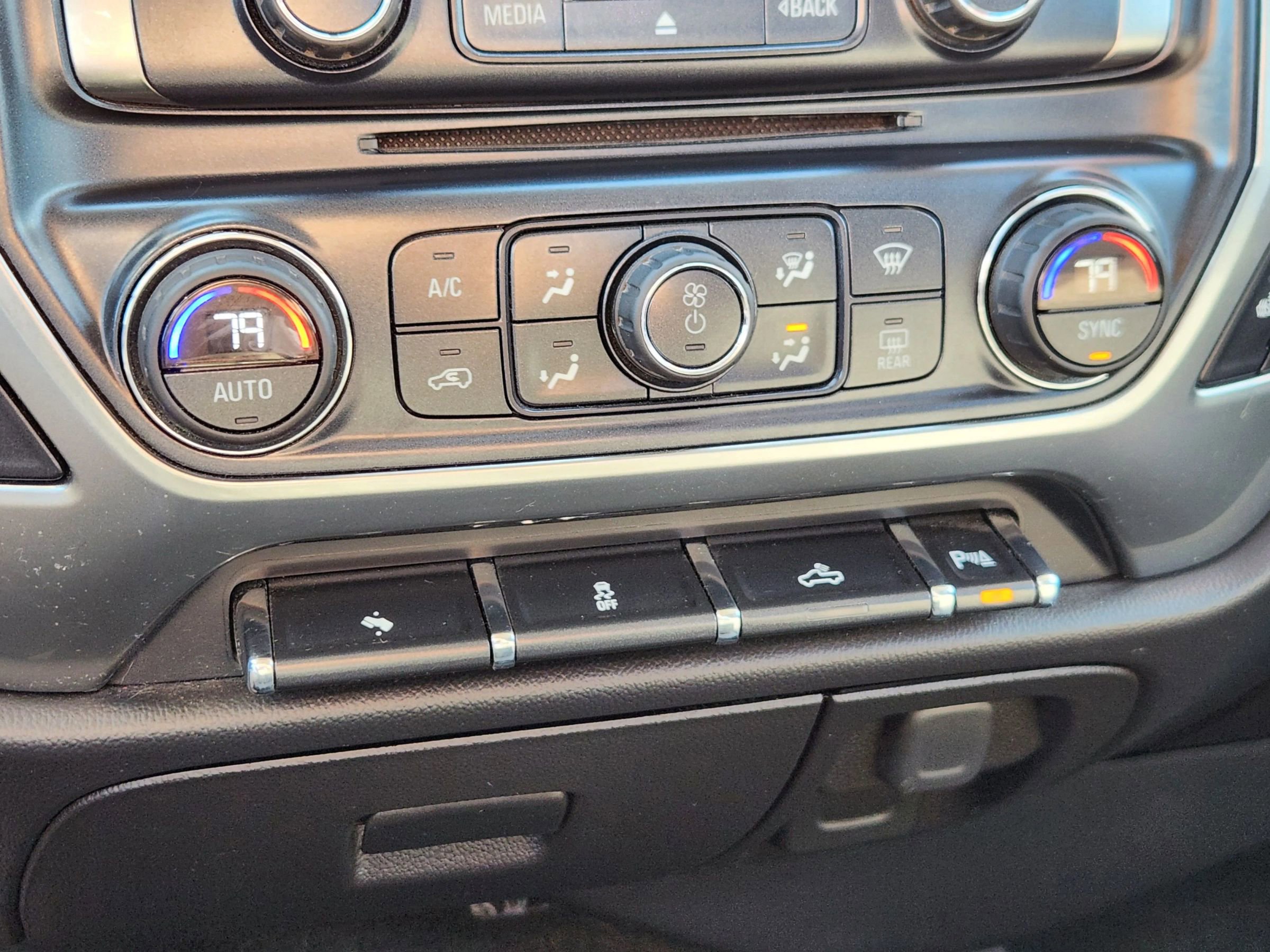 Used 2015 Chevrolet Silverado 1500 LT w/ Texas Edition, 1LT Trim image 32