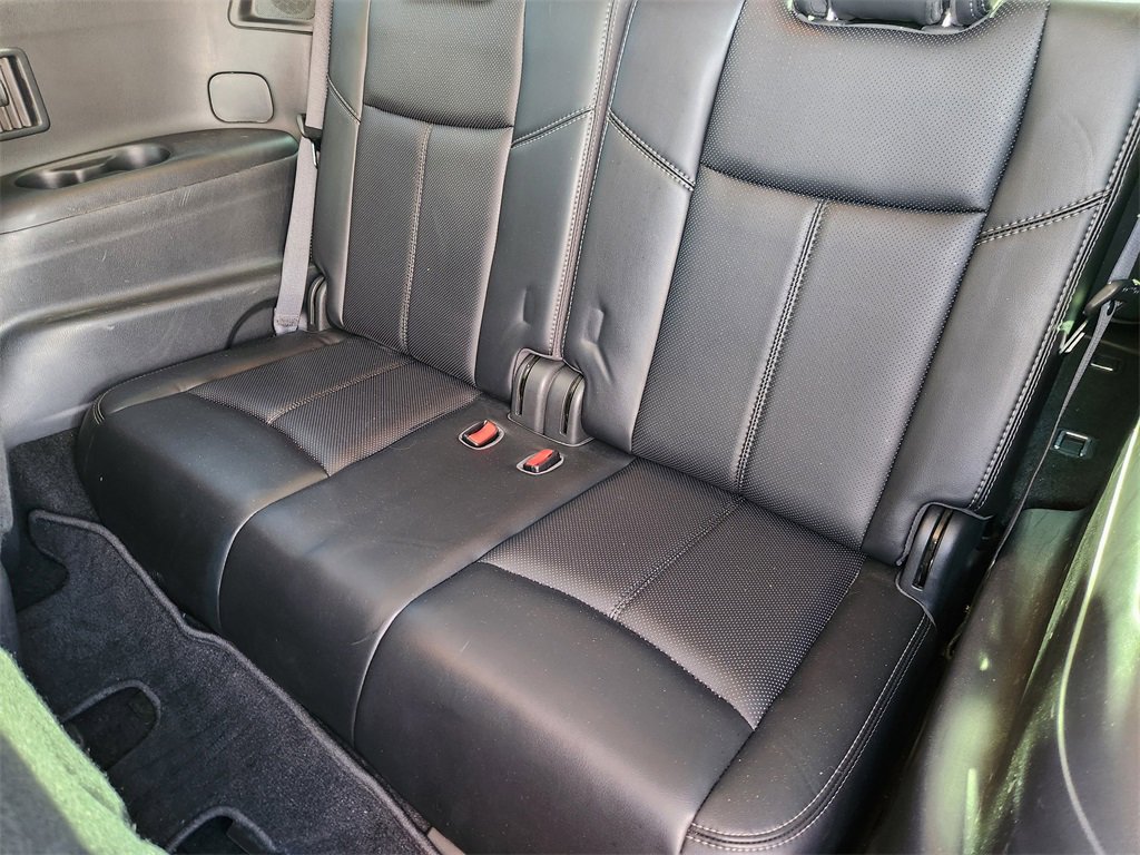 Used 2018 Nissan Pathfinder Platinum image 30