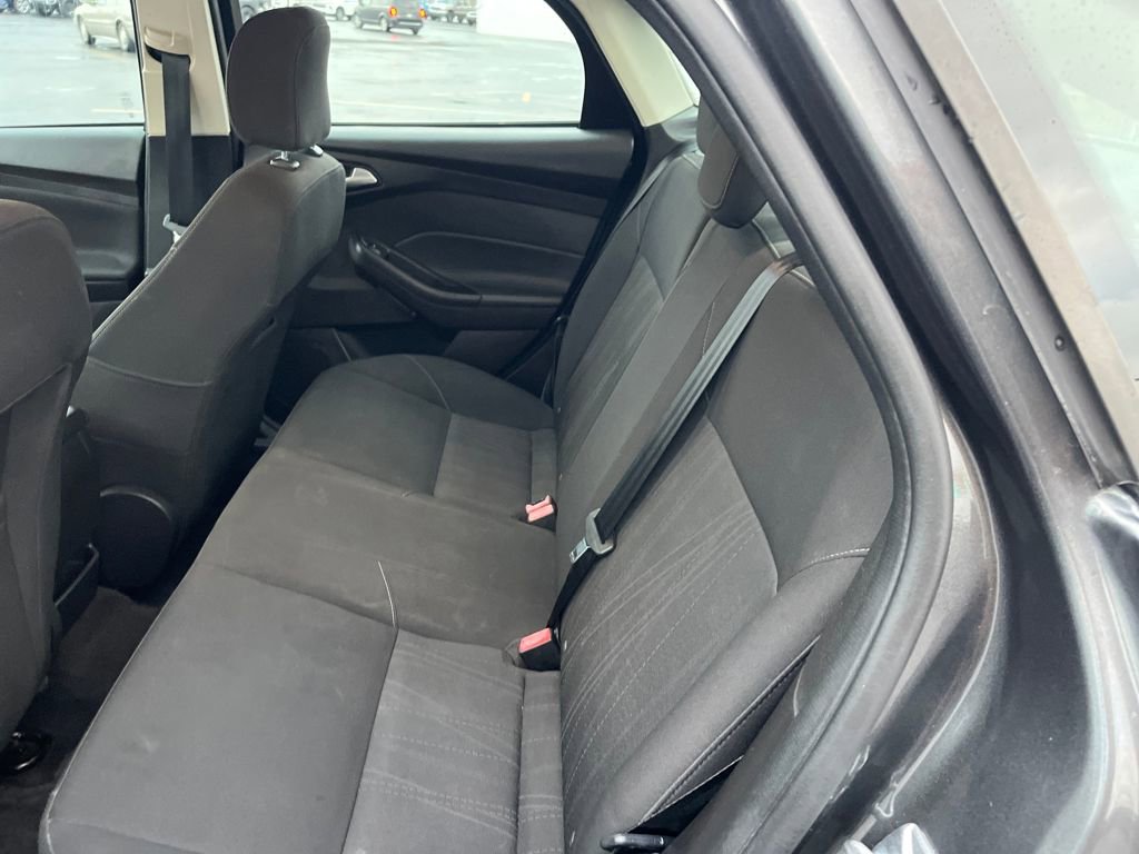 Used 2017 Ford Focus SE image 22