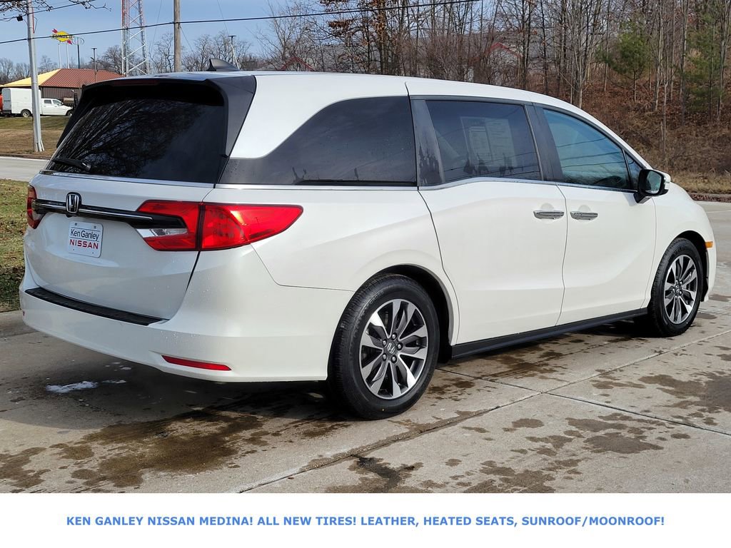 Used 2023 Honda Odyssey EX-L image 3