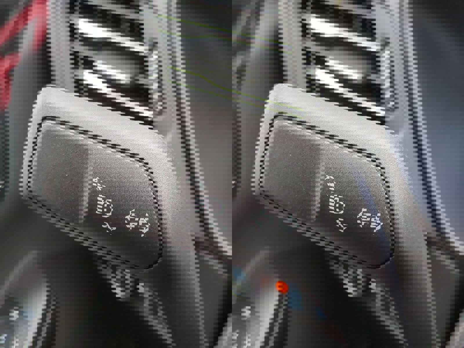 Used 2024 Ford Escape ST-Line Elite w/ Premium Technology Package image 28