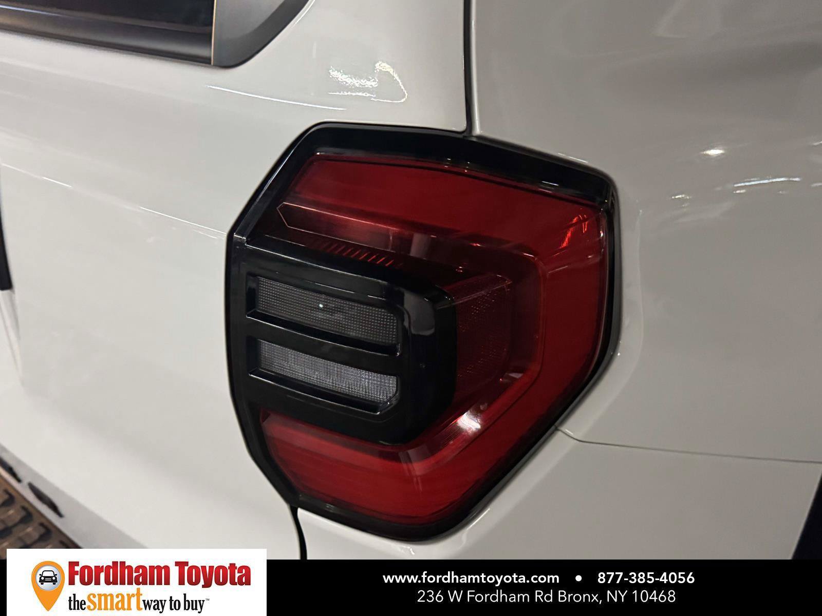 Used 2025 Toyota 4Runner SR5 AWD/4WD image 10