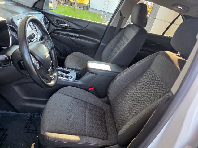 Used 2024 Chevrolet Equinox LT AWD/4WD image 22