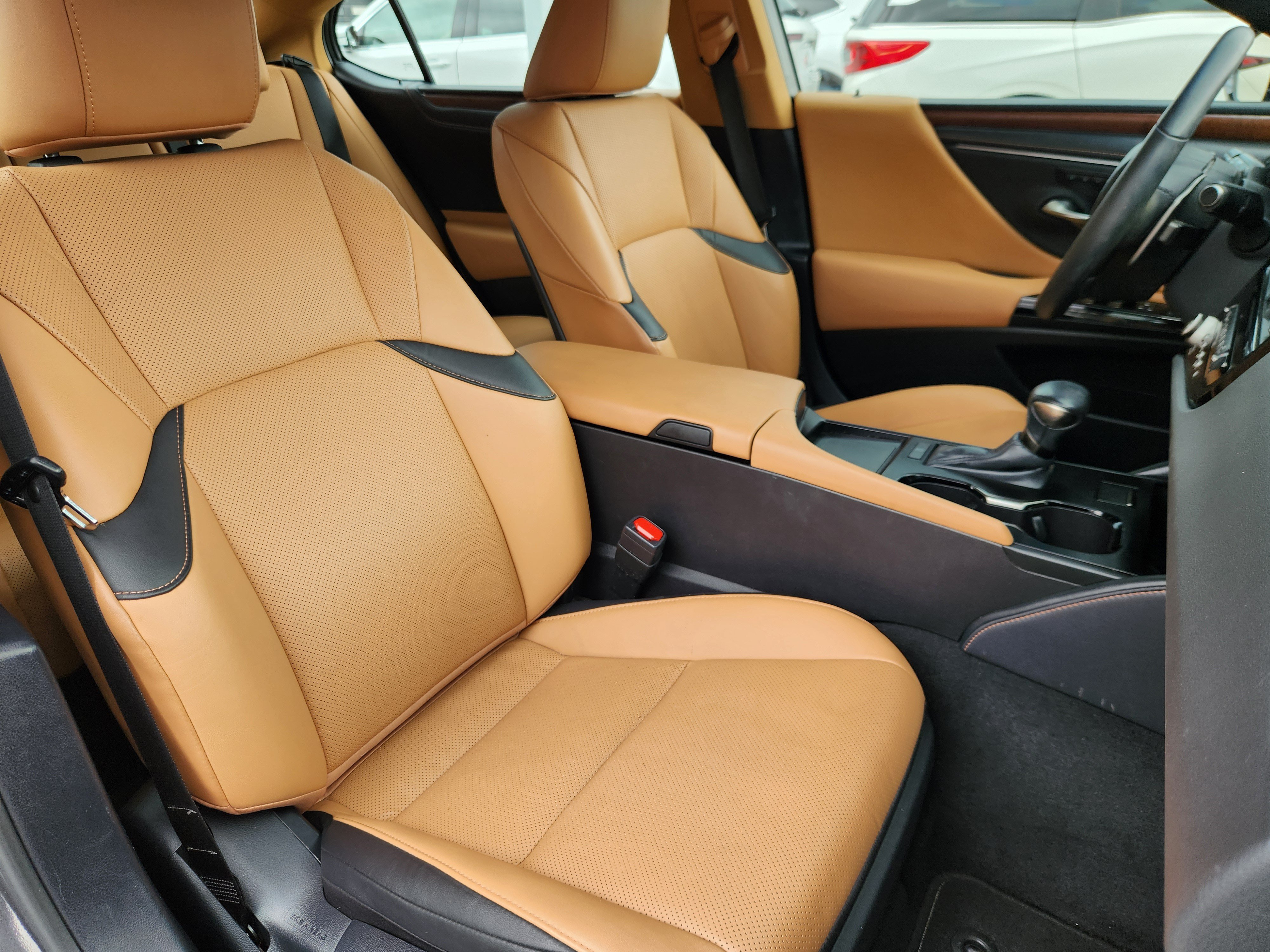 Used 2024 Lexus ES 350 w/ Premium Package FWD image 14