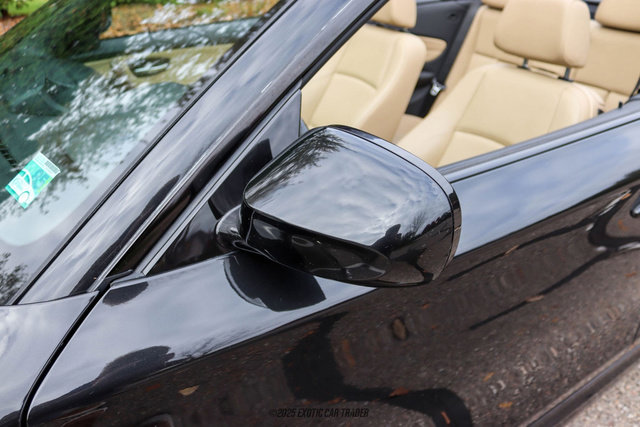 Used 2010 BMW 135i Convertible image 44