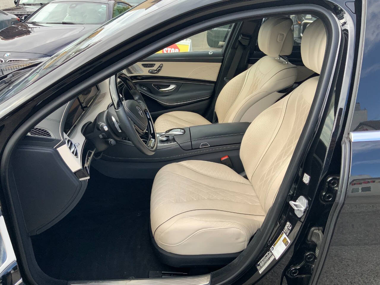Used 2017 Mercedes-Benz S 550 Sedan image 15