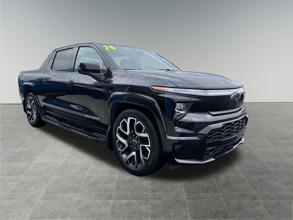 Used 2024 Chevrolet Silverado EV RST image 8