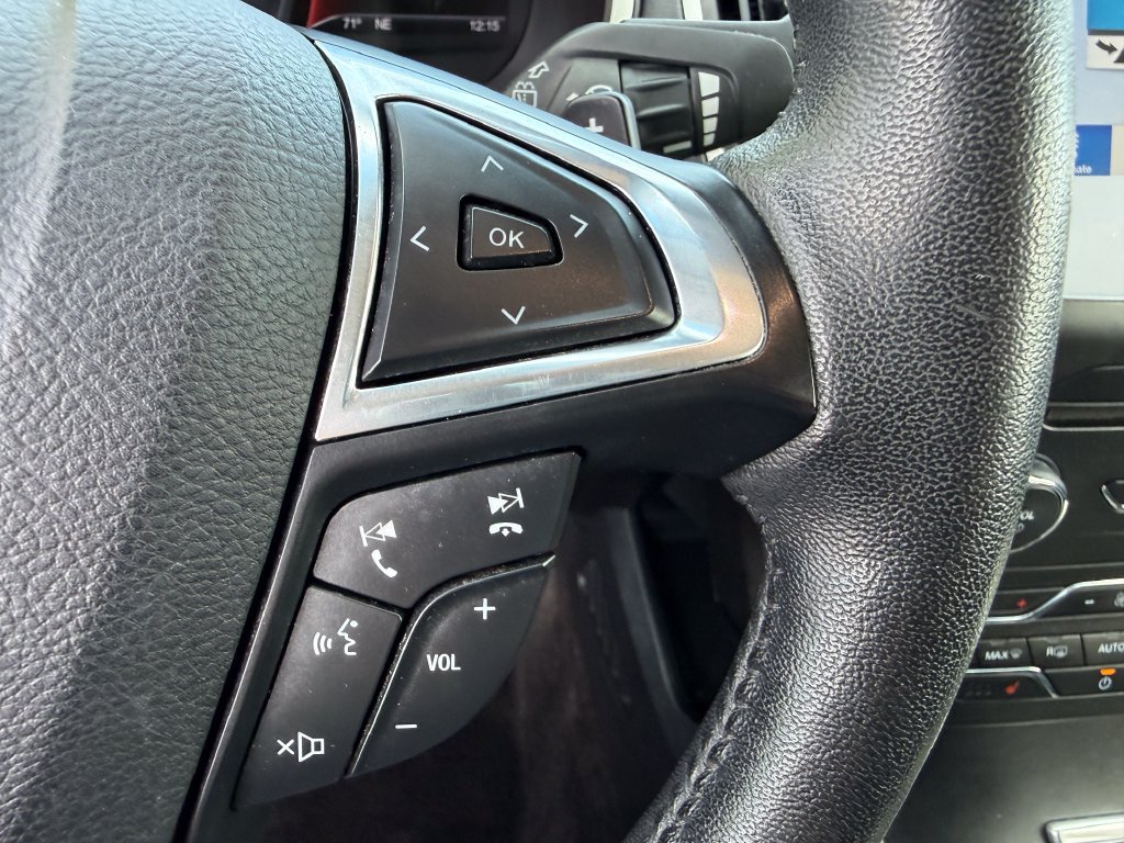 Used 2016 Ford Edge SEL w/ Equipment Group 201A AWD/4WD image 25