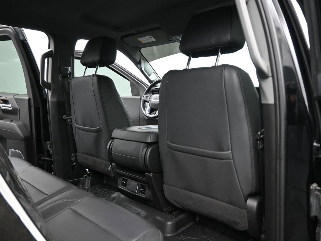 Used 2024 GMC Sierra 1500 SLT image 25