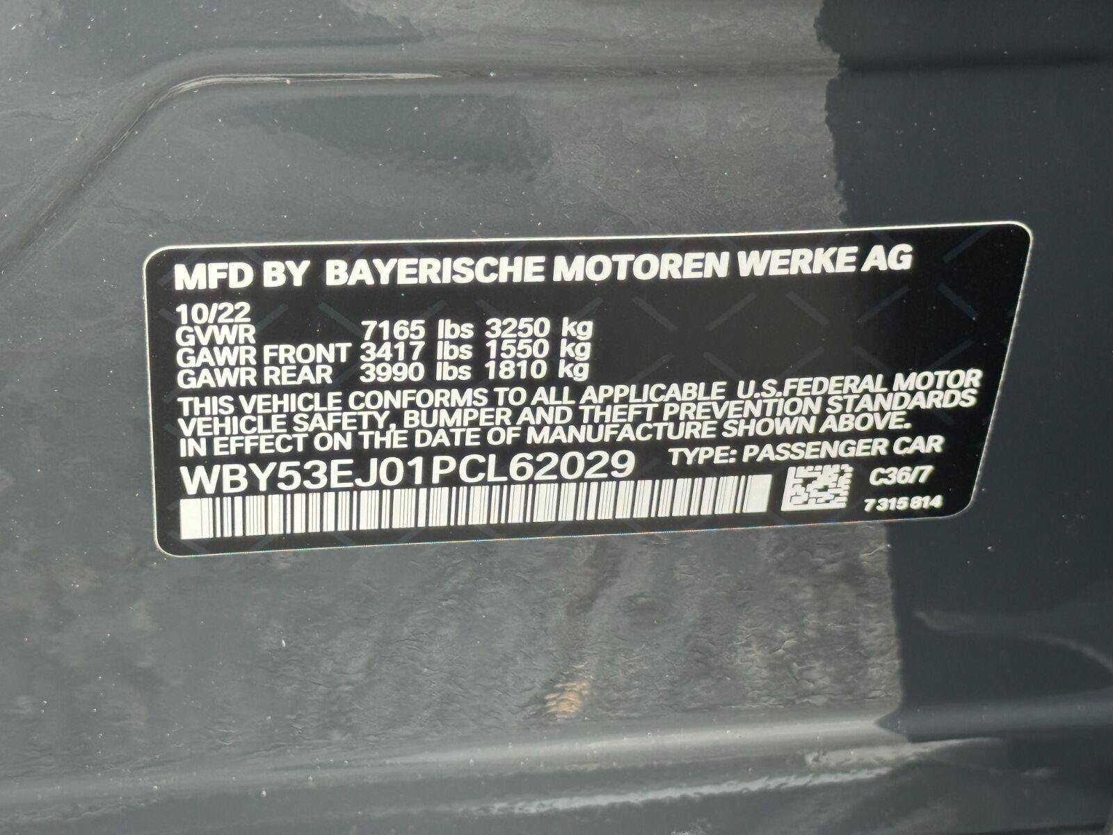 Used 2023 BMW i7 xDrive60 w/ Executive Package 2 AWD/4WD image 58